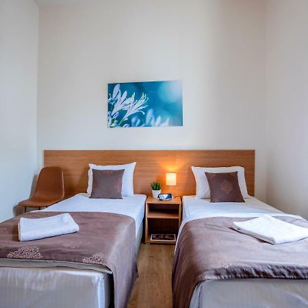 Booking En Suite 베오그라드 외부 사진