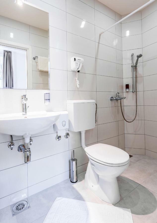 Booking En Suite 베오그라드 외부 사진