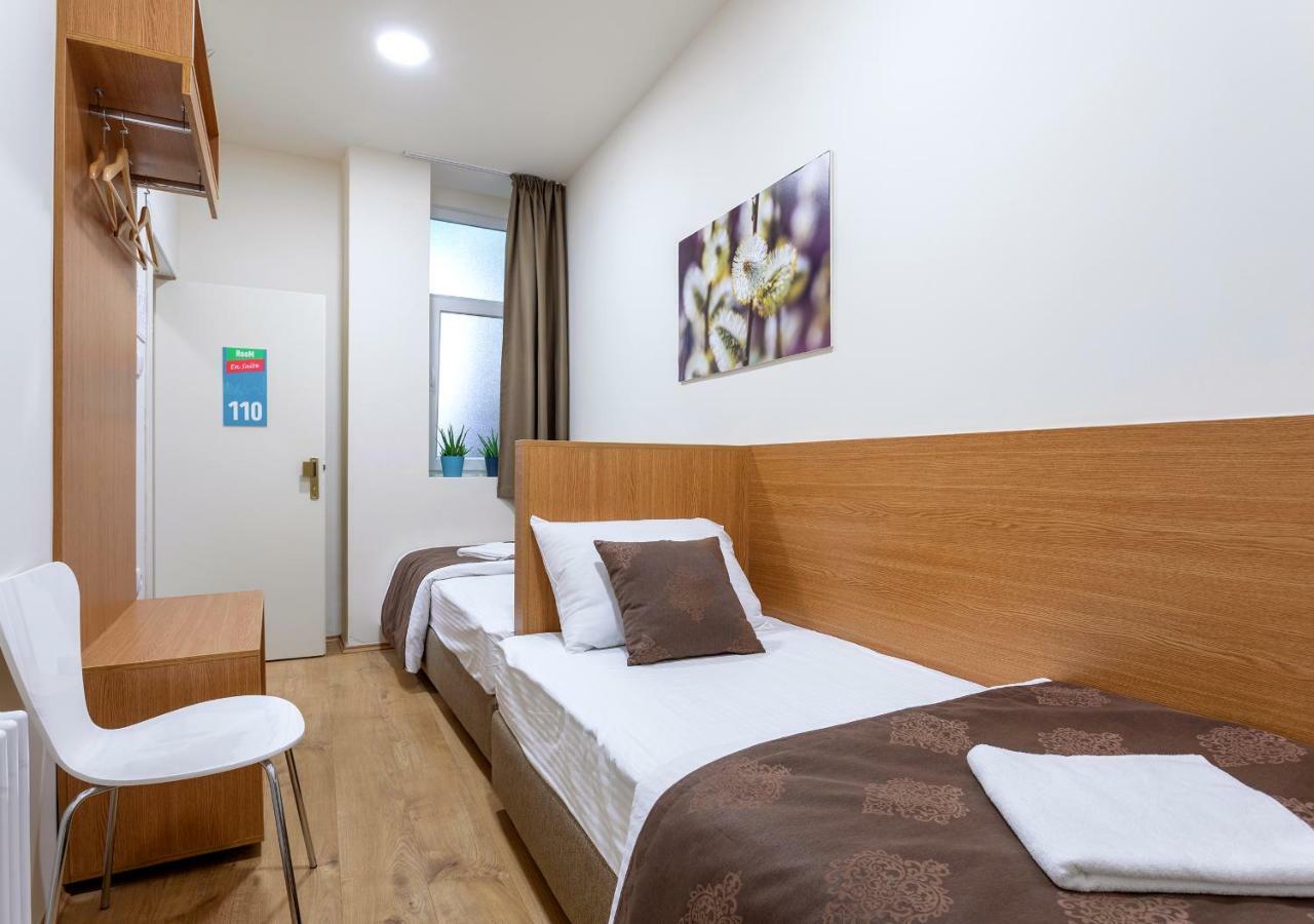 Booking En Suite 베오그라드 외부 사진