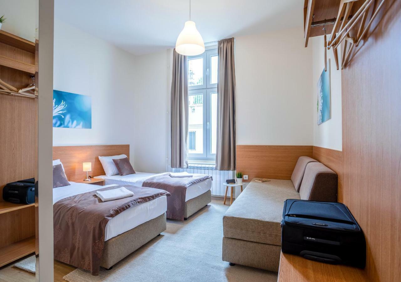 Booking En Suite 베오그라드 외부 사진