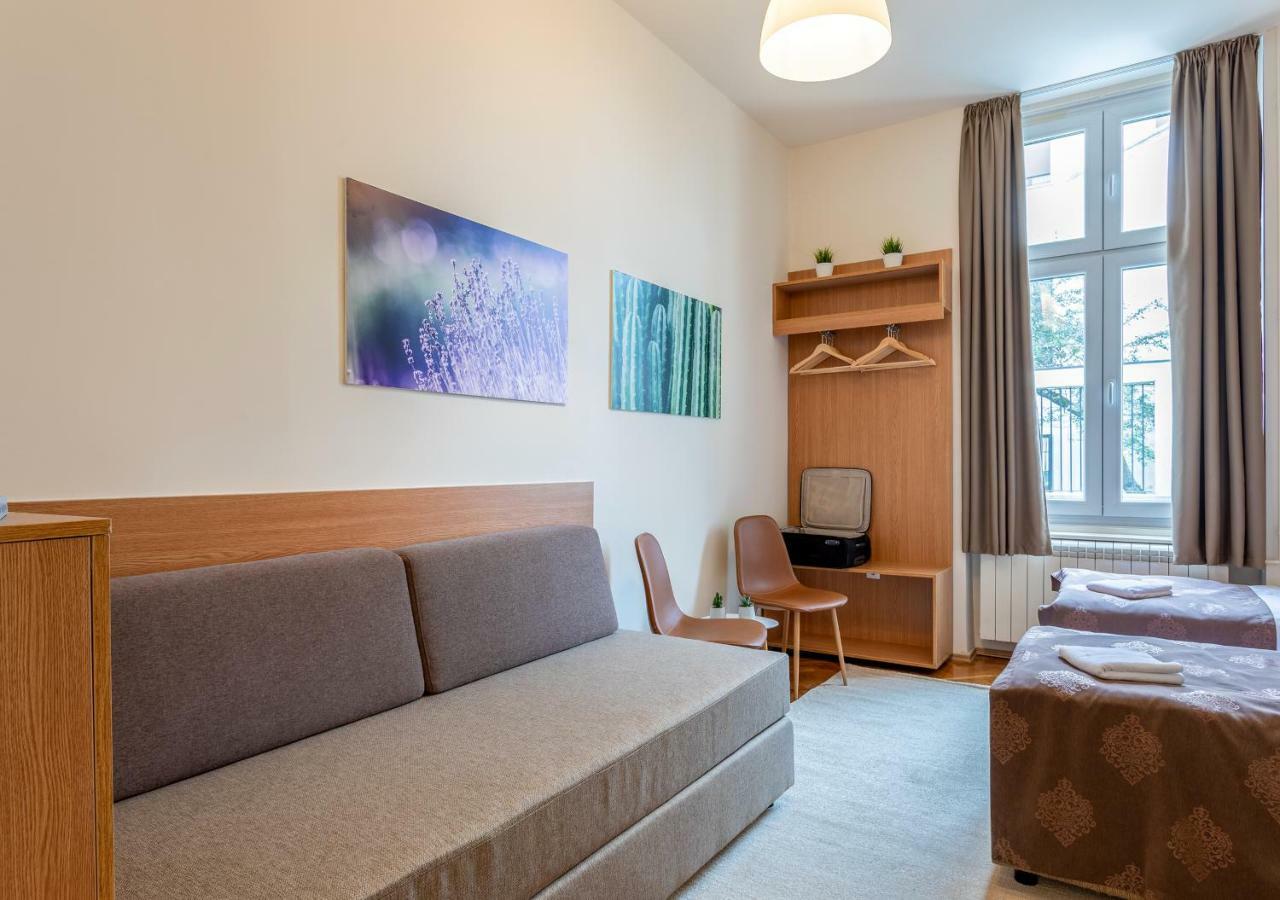 Booking En Suite 베오그라드 외부 사진